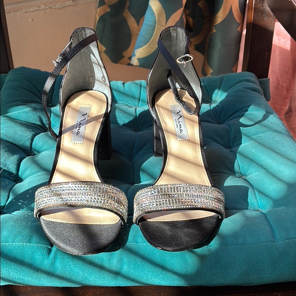Nina Women's Black and Silver Strappy formal Heels